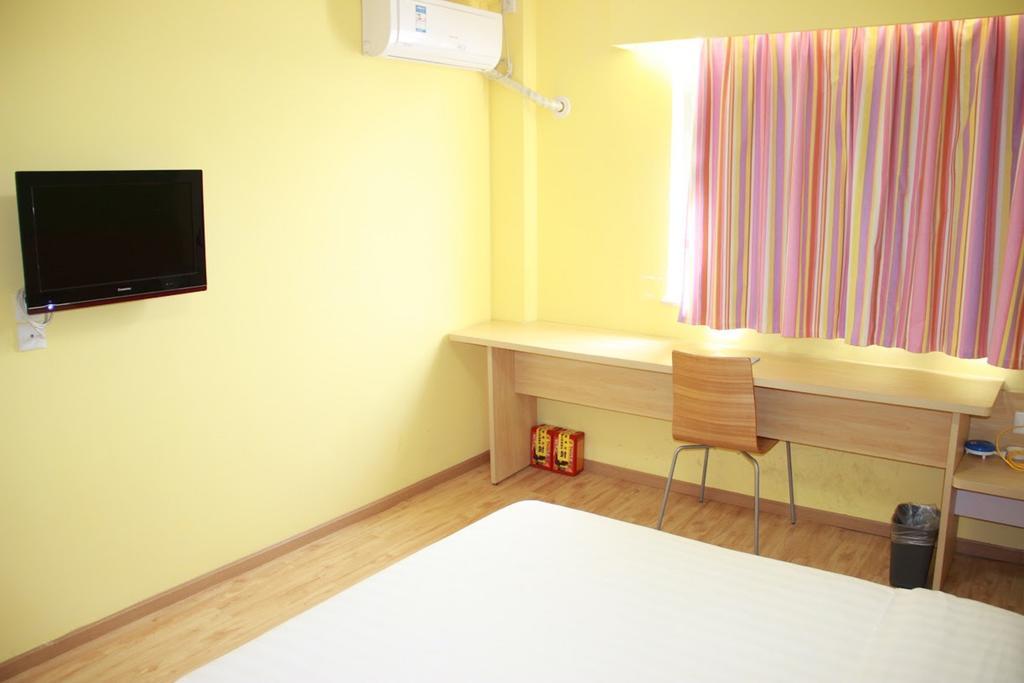 7Days Inn Jiangmen Peng Jiang Qiao North Extérieur photo